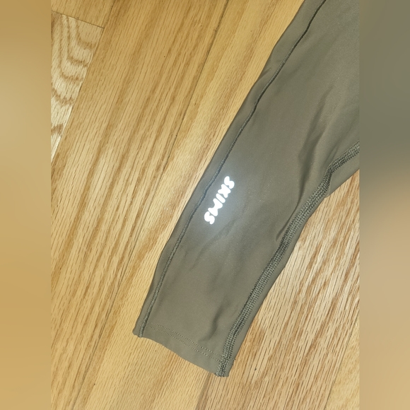 NWT SKIMS HIGH PERFORMANCE HIGH WAISTED 7/8 LEGGING IN OXIDE SIZE XXS - Picture 9 of 10